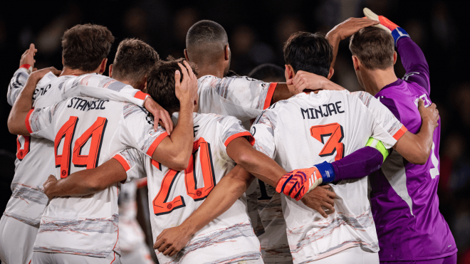 Los jugadores del Bayern celebran un gol ante el PSG (Foto: FCB).