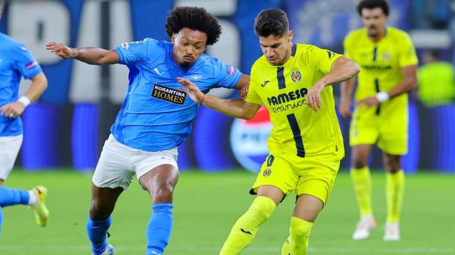 Bruno y Solomon en el Pafos - Villarreal (Fuente: EFE)