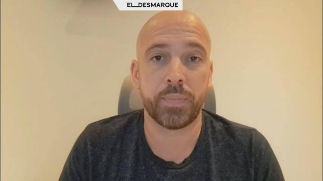 Mr. Asubío en ElDesmarque Stream.