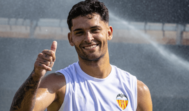 Hugo Duro en Paterna (Foto: Valencia CF)