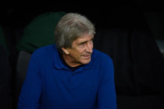 Manuel Pellegrini, ante el Lyon (Foto: Kiko Hurtado).