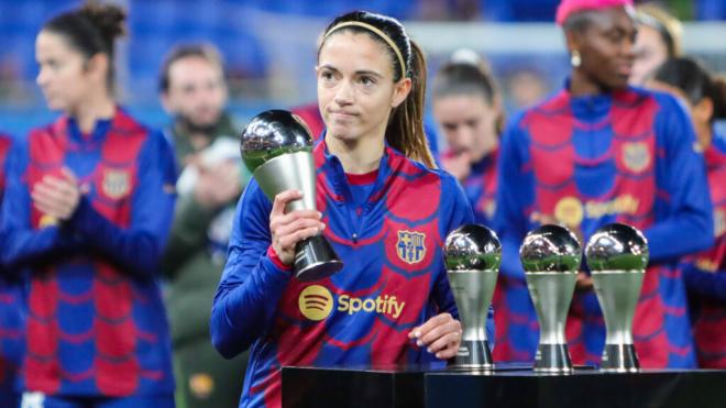 Aitana Bonmatí con sus premios The Best (Cordon Press)