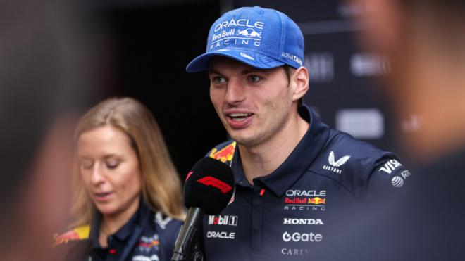 Max Verstappen hablando en el micrófono de la F1 (Europa Press)