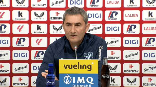 Ernesto Valverde, en la sala de prensa del Athletic.