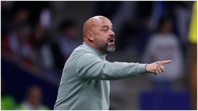 Marcelino y Manolo González, en el Esnpanyol - Villareal. (EFE)