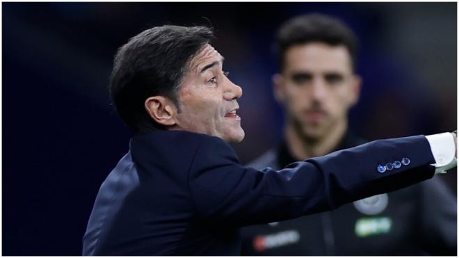 Marcelino y Manolo González, en el Esnpanyol - Villareal. (EFE)