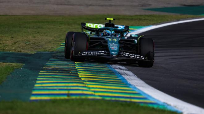 Fernando Alonso, en el Gran Premio de Brasil (Foto: Europa Press).