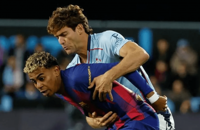 Marcos Alonso ante Lamine Yamal (Foto: LaLiga).