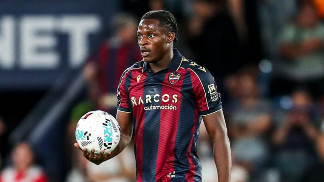 Etta Eyong en un partido con el Levante (Europa Press)