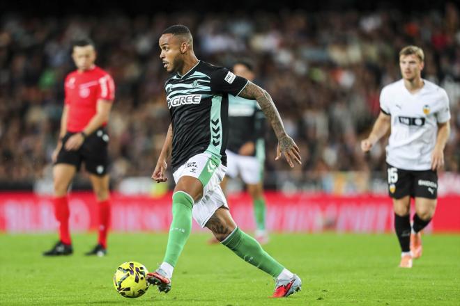 Natan, ante el Valencia (Foto: Europa Press).