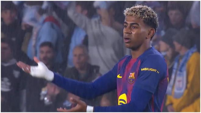 El cabreo de Lamine Yamal tras el 1-1 del Celta. (@MovistarFutbol)
