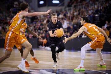 La primera derrota del Valencia Basket en Liga Endesa llega en Granada (85-79)