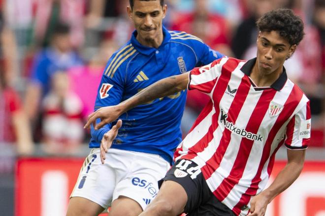 Selton Sued jugando este domingo ante el Real Oviedo en San Mamés (Foto: Athletic Club).
