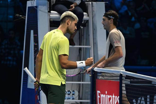 Carlos Alcaraz frente a Fritz en las ATP Finals de Turín (Foto: Cordon Press)