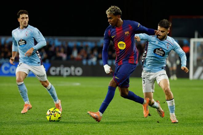 Lamine Yamal en el partido ante el Celta de Vigo en Balaídos (Foto: Cordon Press)