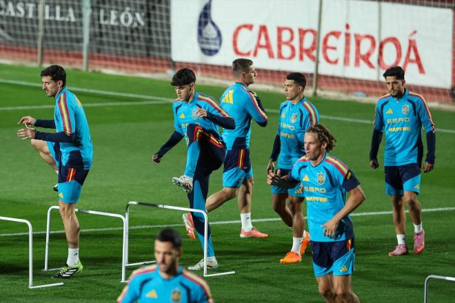Pablo Fornals, entrenando con la selección española (Foto: AFP7/Europa Press).