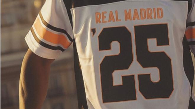 La línea de ropa especial de la NFL y el Real Madrid (Foto: Instagram)
