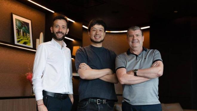 Kiat Lim con la cúpula en Singapur (Foto: Valencia CF)