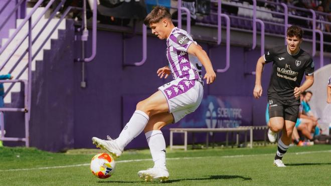 Mario Domínguez, en su debut con el Promesas (Foto: Real Valladolid).