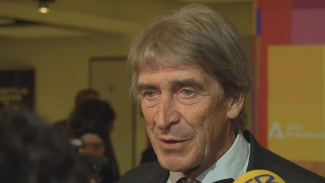 Manuel Pellegrini, en la alfombra roja del Festival de Cine de Sevilla.