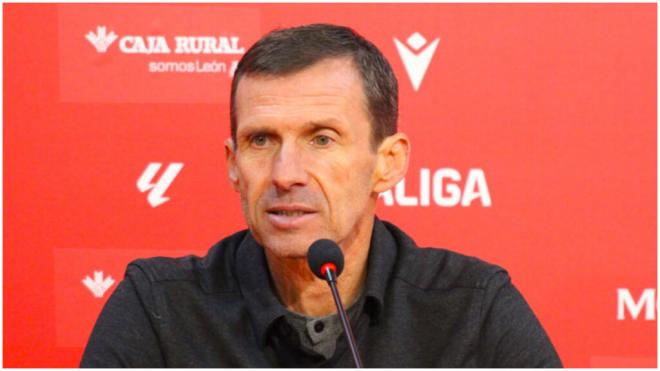 Cuco Ziganda, entrenador de la Cultural Leonesa. (@CyDLeonesa)