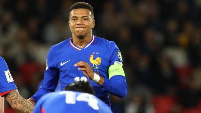 Kylian Mbappé en el partido frente a Ucrania (Foto: Cordon Press)