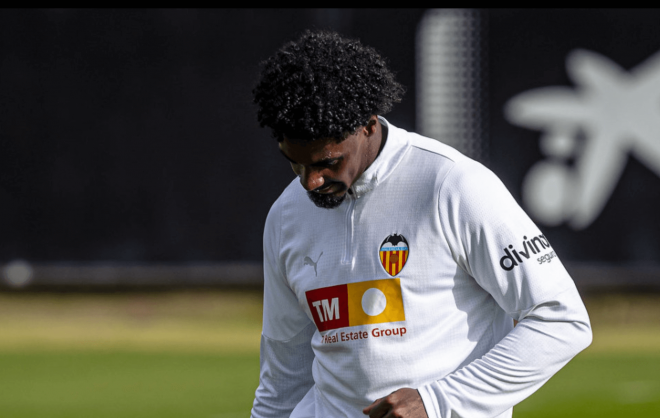 Thierry entrenando (Foto: Valencia CF)