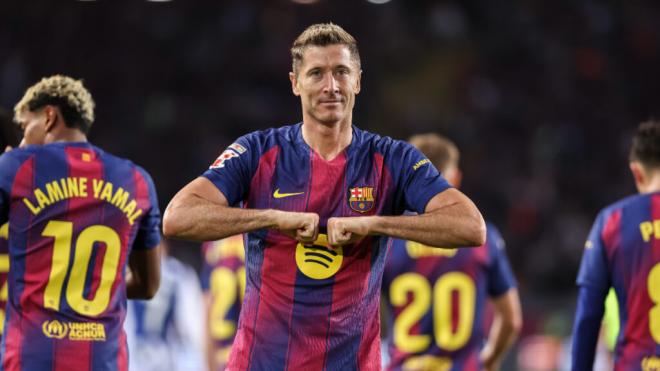 Robert Lewandowski celebrando un gol con el FC Barcelona (Fuente: Europa Press)