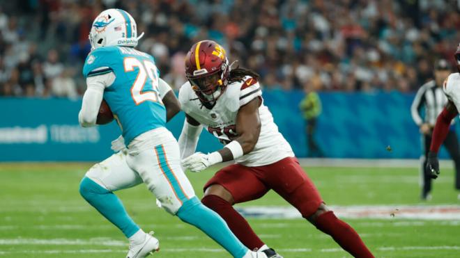 De'Von Achane contra los Dolphins (Fuente: EFE)