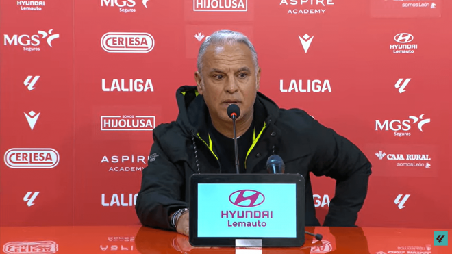 Sergio Pellicer, en rueda de prensa del Málaga.