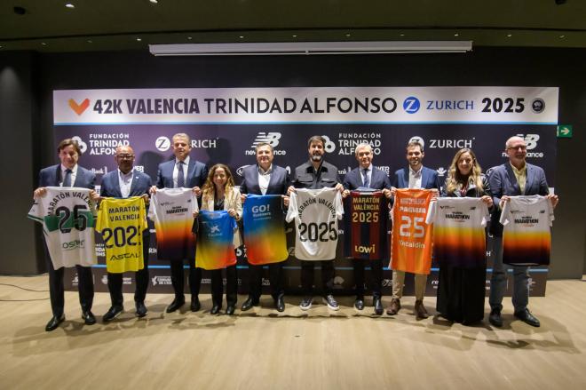 El Maratón Valencia nace arropado por los clubes de la ciudad