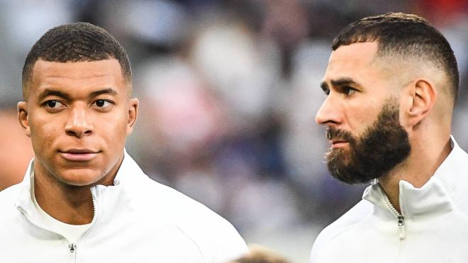 Kylian Mbappé con Karim Benzema (Cordon Press)