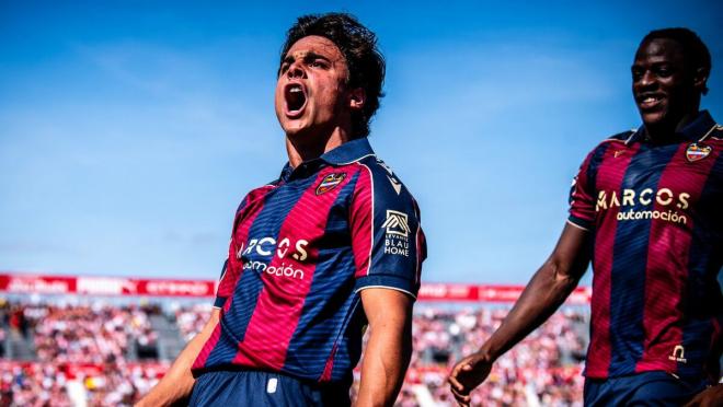 Carlos Álvarez (Foto: Levante UD)