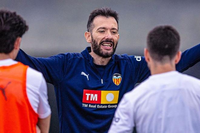 Carlos Corberán (Foto: Valencia CF)