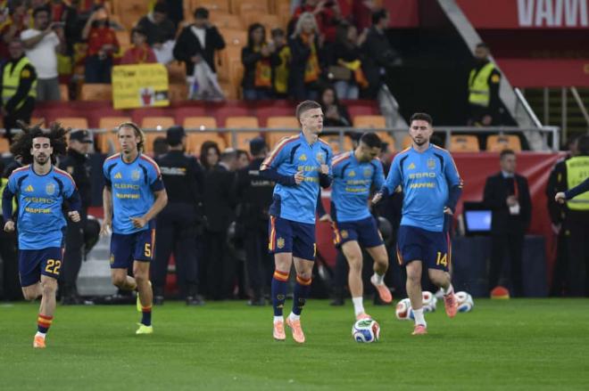Calentamiento de la selección para el España-Turquía (Foto: Kiko Hurtado).