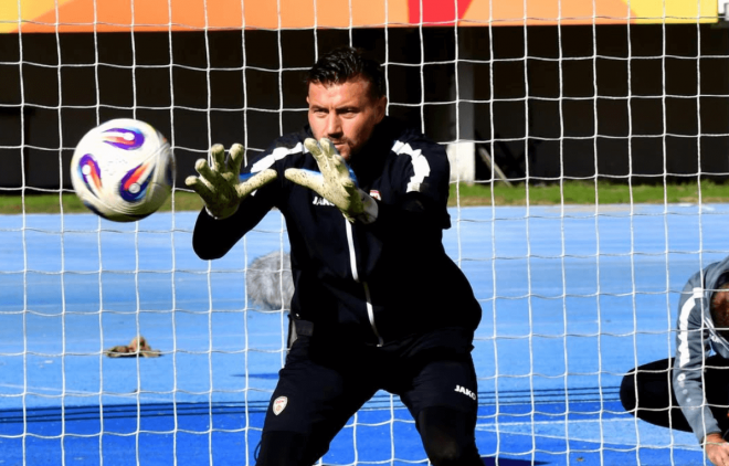 Stole Dimitrievski con Macedonia