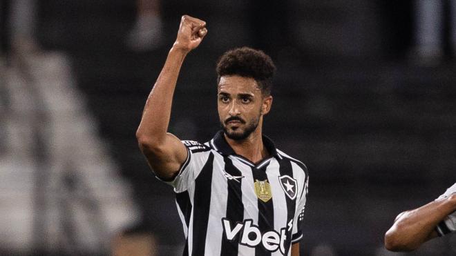 Chris Ramos celebra un gol con Botafogo (Foto: Cordon Press).