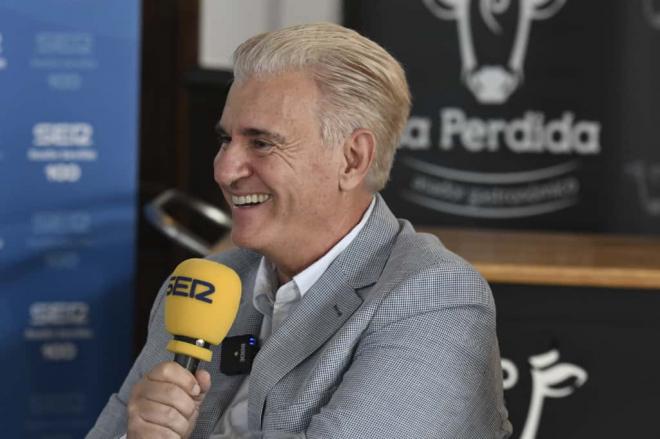 Antonio Cordón, en la tertulia de Radio Sevilla (Foto: Kiko Hurtado).