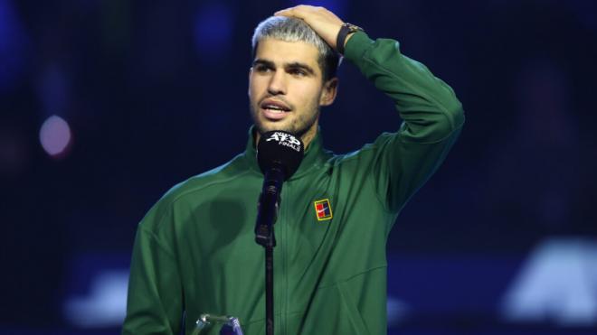 Carlos Alcaraz hablando tras la final de las Nitto ATP Finals (Cordon Press)