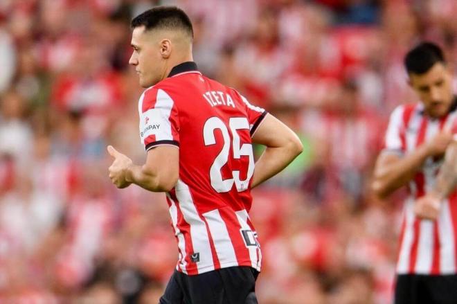 Urko Izeta sale a jugar un partido en San Mamés (Foto: Athletic Club).