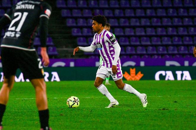 Julien Ponceau, en el duelo ante el CF Estrela Amadora.