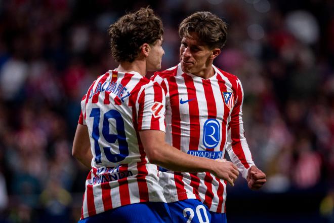 Giuliano Simeone y Julián Álvarez (Cordon Press)