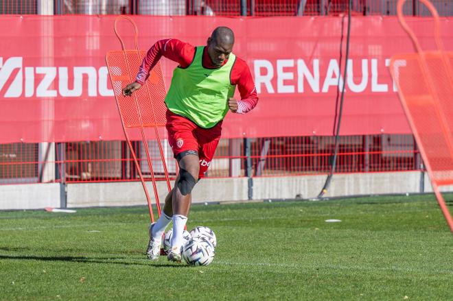 Pogba, en un entrenamiento con el AS Mónaco (Foto: Cordon Press)