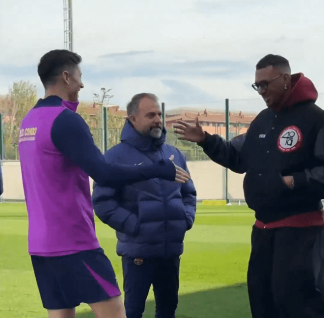 Lewandowski y Flick junto a Boateng (Foto: FC Barcelona)
