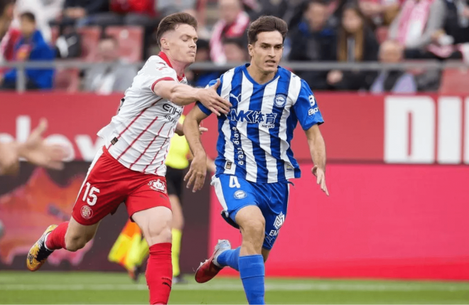 Denis Suárez ante el Girona (Foto: EFE).