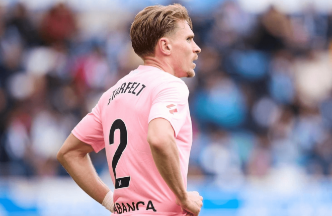 Carl Starfelt en Mendizorroza (Foto: EFE).