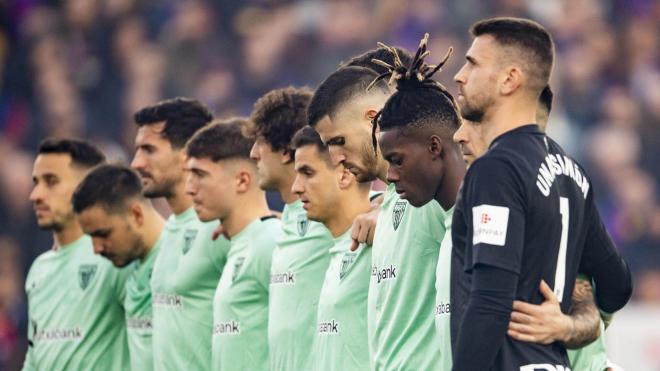 Concentración de Nico Williams y sus compañeros en el Camp Nou para jugar frente al Barça (Foto: Athletic Club).