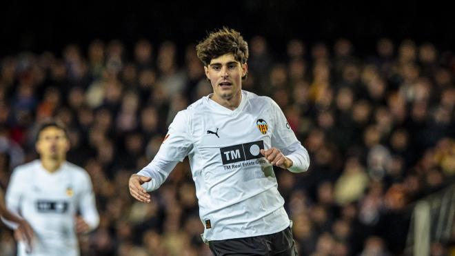 Javi Guerra ante el Levante UD (Foto: VCF)