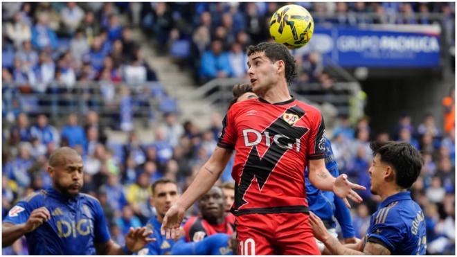 Imágenes del Real Oviedo - Rayo Vallecano. (EFE)