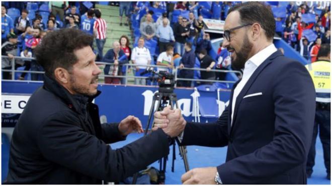 Simeone y José Bordalás, en un Getafe - Atlético de Madrid. (X)